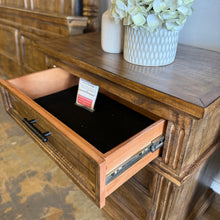 Load image into Gallery viewer, 5048 - three drawer nightstand set honeywood
